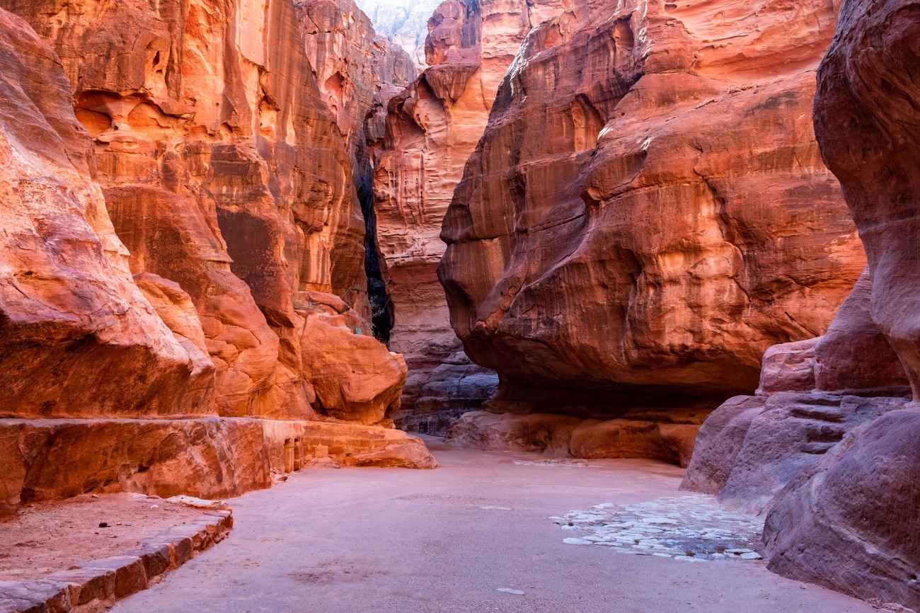 &quot;Марсіанські&quot; пейзажі, два моря та чудо світу. Всі тонкощі самостійної поїздки до Йорданії